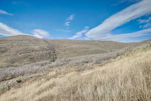 View of mountain feature