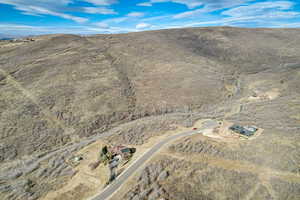 Bird's eye view with a mountain view