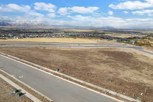 Aerial view with a mountain view