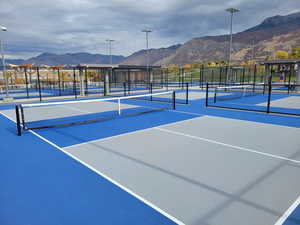 View of nearby pickleball courts featuring a mountain view.  Its a 9 minute walk, or 2 minute drive.