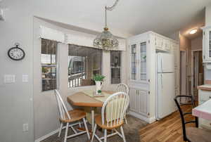 Kitchen dining area