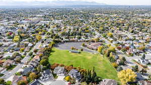 Bird's eye view featuring a mountain view