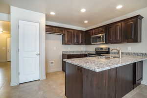 Kitchen & Pantry