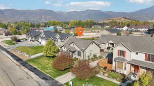 Aerial view with a mountain view