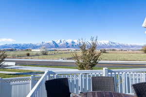 Breathtaking Wellsville mountain views from your back deck