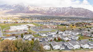 Aerial view with a mountain view