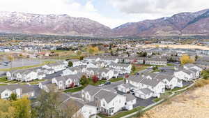 Bird's eye view with a mountain view