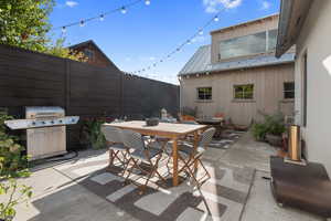 View of patio / terrace with area for grilling