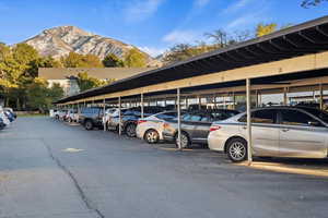 Beautiful mountain views. Covered parking can be acquired from the HOA.