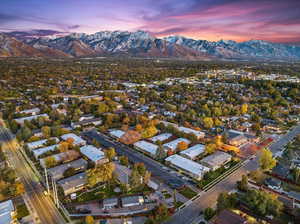 Just minutes from Millcreeck Canyon and the beautiful Wasatch Front.