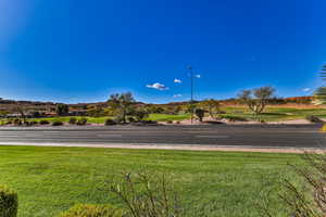 Beautiful Golf Course and Red Rock Views from Back Patio