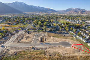 Bird's eye view with a mountain view