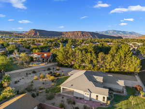 Bird's eye view featuring a mountain view