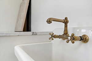 solid brass wall mounted faucet