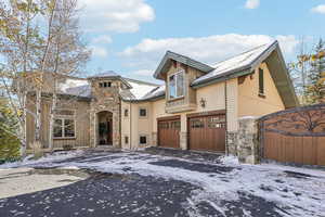 View of front of house featuring a garage