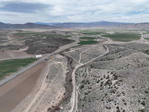 Bird's eye view with a mountain view