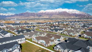 Drone / aerial view featuring a mountain view