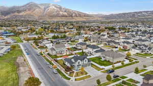 Drone / aerial view featuring a mountain view