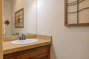 1/2 Main floor bathroom with vanity