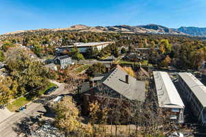 Drone / aerial view featuring a mountain view