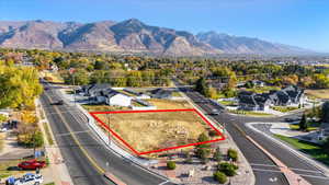 Bird's eye view with a mountain view