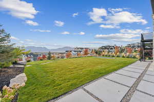 View of yard with a mountain view