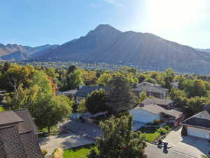 View of mountain feature