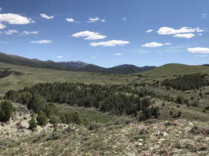 View of mountain feature