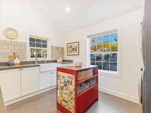 Main Level Mud Room and Laundry