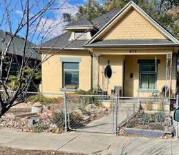 View of front of property featuring a porch