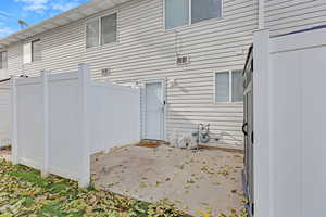 View of back of property & patio