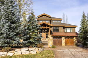 View of front of house featuring a garage