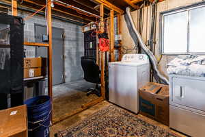 Laundry room with independent washer and dryer