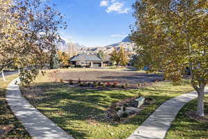 View of yard featuring a mountain view