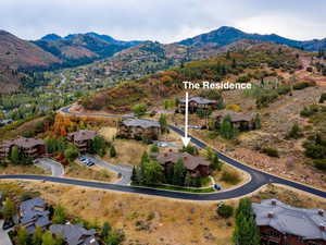 Drone / aerial view featuring a mountain view