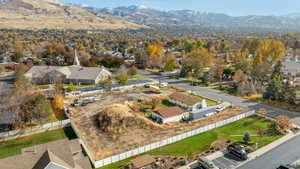 Bird's eye view featuring a mountain view