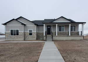 View of front facade featuring covered porch