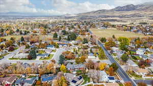 Bird's eye view featuring a mountain view