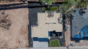 Birds eye view of property