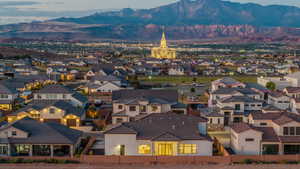 Aerial view with a mountain view