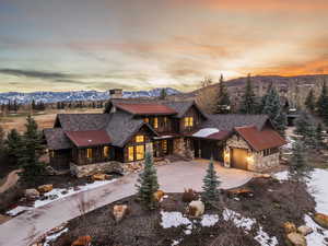 Craftsman-style house with a mountain view