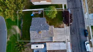 Birds eye view of property