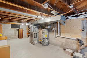 Basement with washer & dryer hook-ups