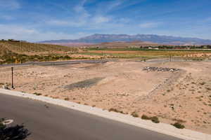 View of mountain feature