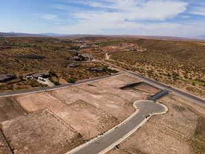 Bird's eye view with a mountain view