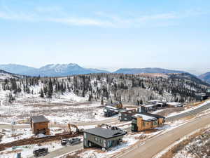 View of mountain feature