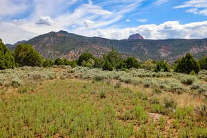 View of mountain feature