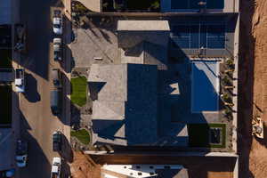 Birds eye view of property