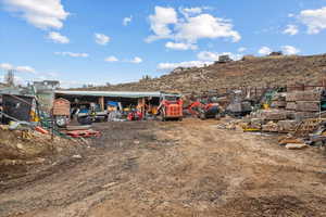 View of yard featuring a mountain view