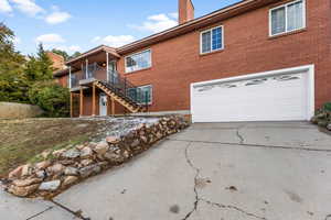 View of front of property featuring a garage